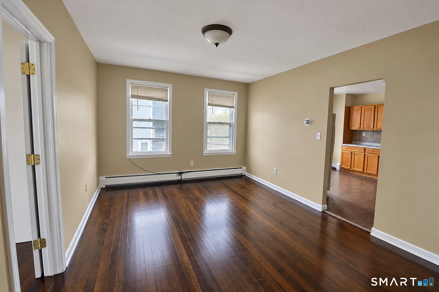 3 bed, 1.0 bath, 1675 sqft, $2,175 — Photo 3