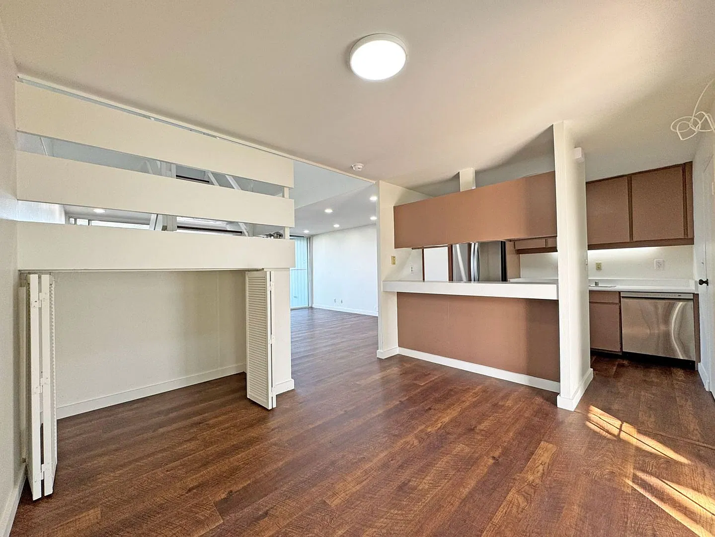 Mililani Gardens Homes - 95-325 Kahikinui Ct., #226 — Photo 4