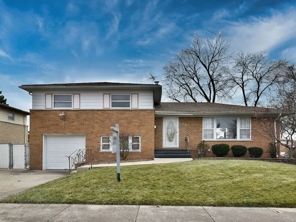 580 Rose Dr, Melrose Park, IL 60160