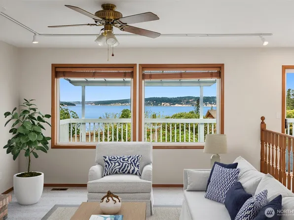 1021 N Sunset Drive, Camano Island, WA 98282