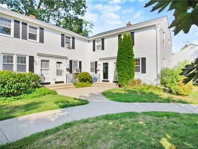 397 Sylvan Knoll Rd, Stamford, CT, 06902