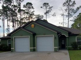 7 Empire Ln, Palm Coast, FL