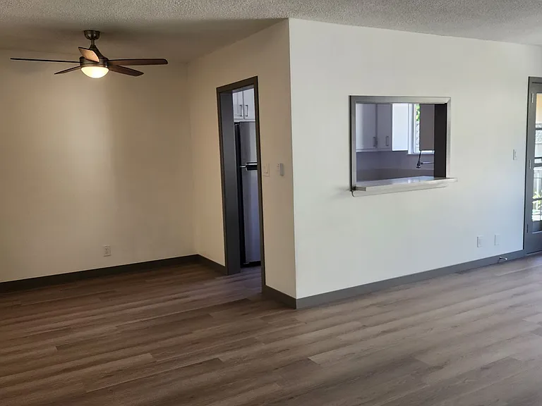 Ogden Apartments — Photo 8