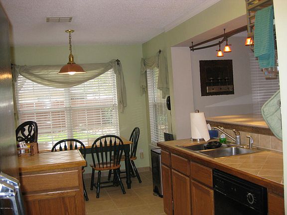4th image of 4451 Gentle Knoll Dr N