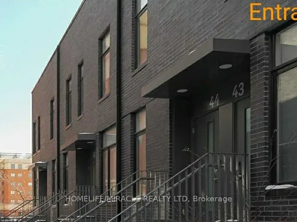 1740 Simcoe St N #43, Oshawa, ON L1G 0C3