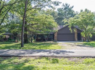 306 E Etchen Blvd, South Coffeyville, OK 74072