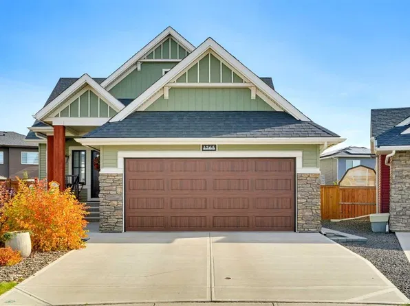 1765 W Bayside Close SW, Airdrie, AB T4B 5E7