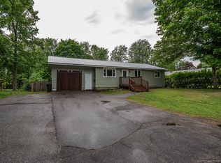 39 Bateman St, Sanford, ME 04073