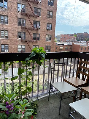 Rented by 18 REALTY | media 26