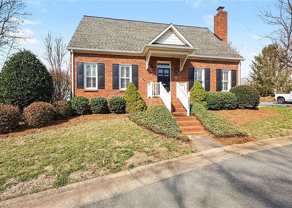 1st image of 2800 Kingsdale Ct