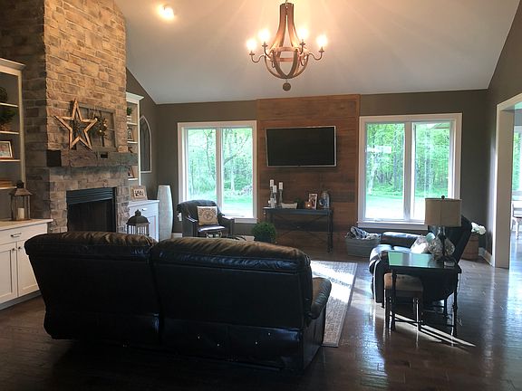 2nd image of 1062 N County Road 50 E
