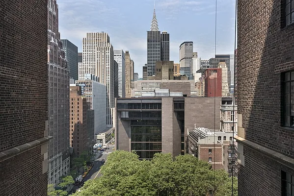 Sold by Nest Seekers International | media 14