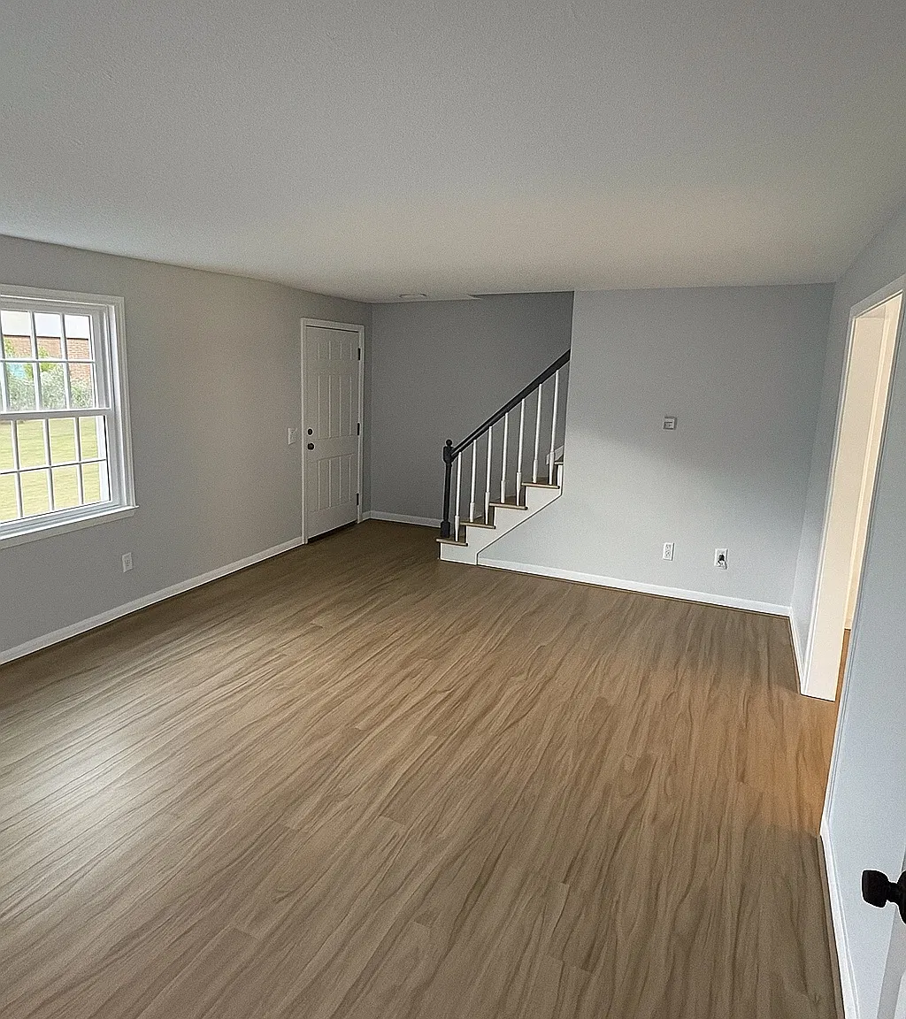 10 Carolina Dr — Photo 2
