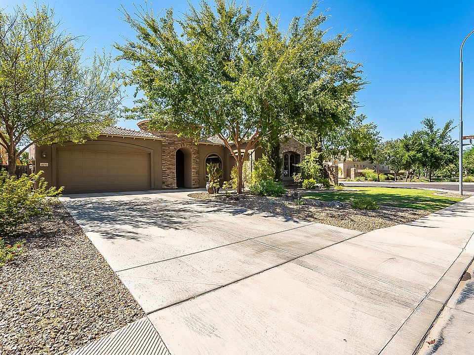 1st image of 3273 E Powell Pl