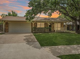 1004 San Saba Dr, College Station, TX 77845