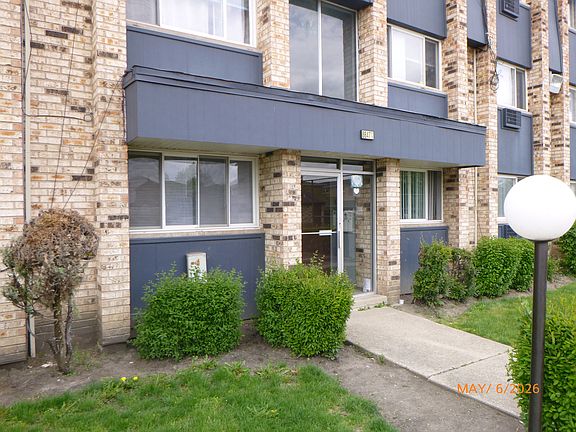 2nd image of 8647 1/2 W Foster Ave Unit 1B