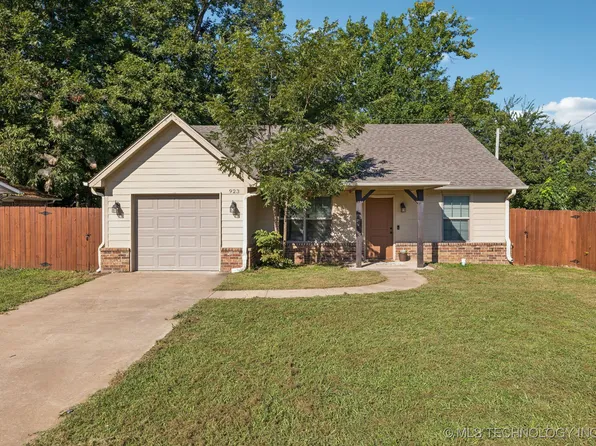 923 Summer Tree, Ada, OK 74820