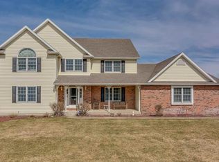 14237 Worthington Dr, Granger, IN