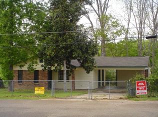 102 Perry Lee Dr, Hattiesburg, MS 39402