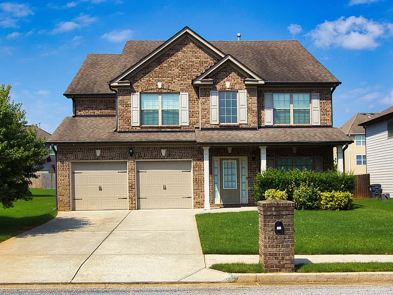 793 Kaitlyn Dr — Photo 1