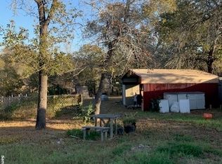 119 Little Creek Dr, Floresville, TX 78114