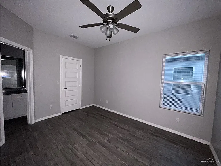 1905 Stauffer St #1 — Photo 5
