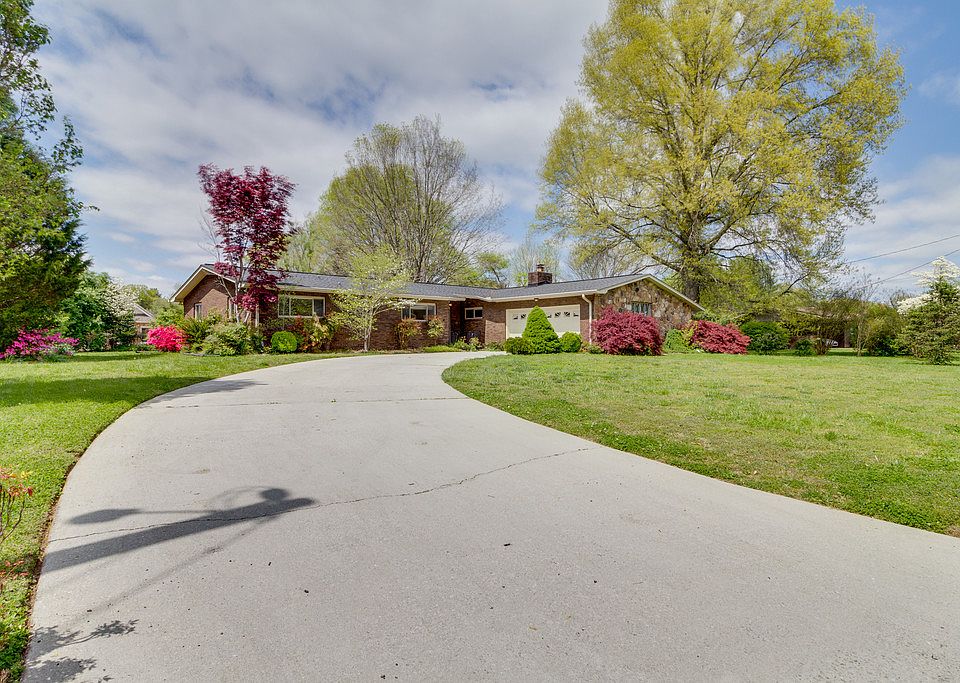 1st image of 1841 Azrock Dr