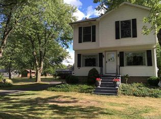349 Reserve Rd, Buffalo, NY 14224