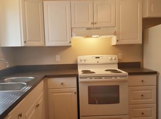660 Millcreek Dr, North Kingstown, RI 02852
