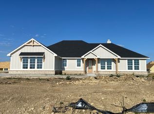 146 Aurora Ave, Valley View, TX 76272
