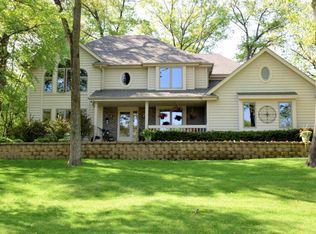 2727 Wild Berry Ave, Waterford, WI 53185