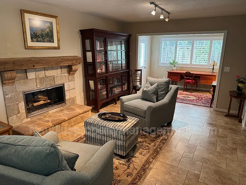 2109 Penasquitas Dr