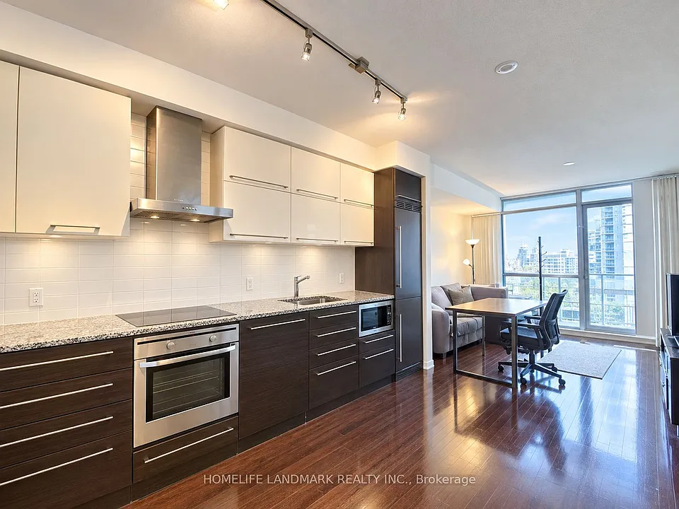 770 Bay St #1603
