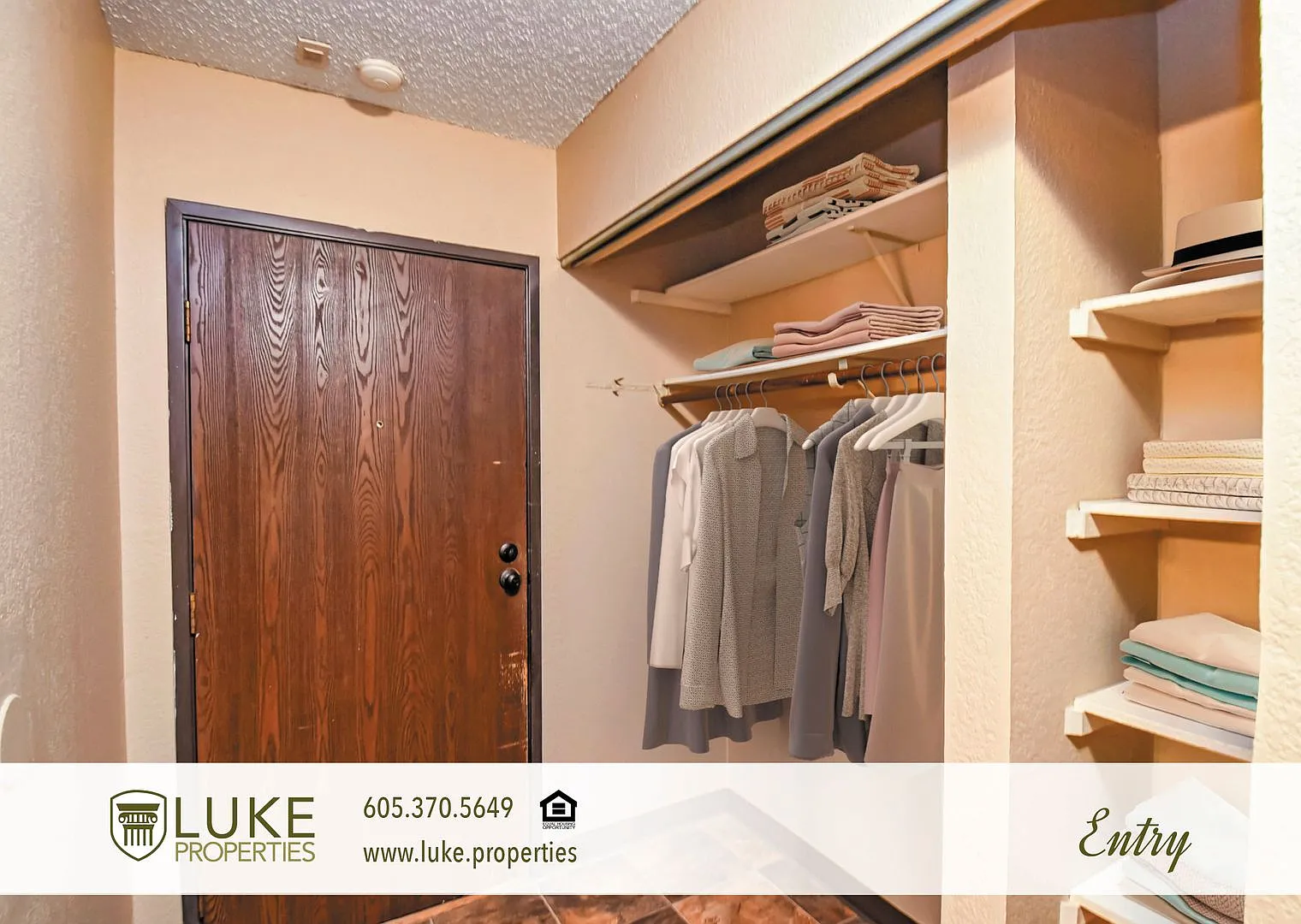 One bedroom just blocks from downtown Sioux Falls — Photo 2