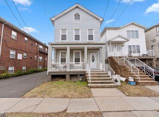 136 Orchard St, Elizabeth, NJ