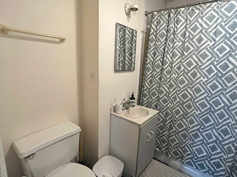 Bathroom 2