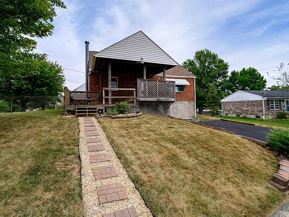 2nd image of 10996 Newmarket Dr