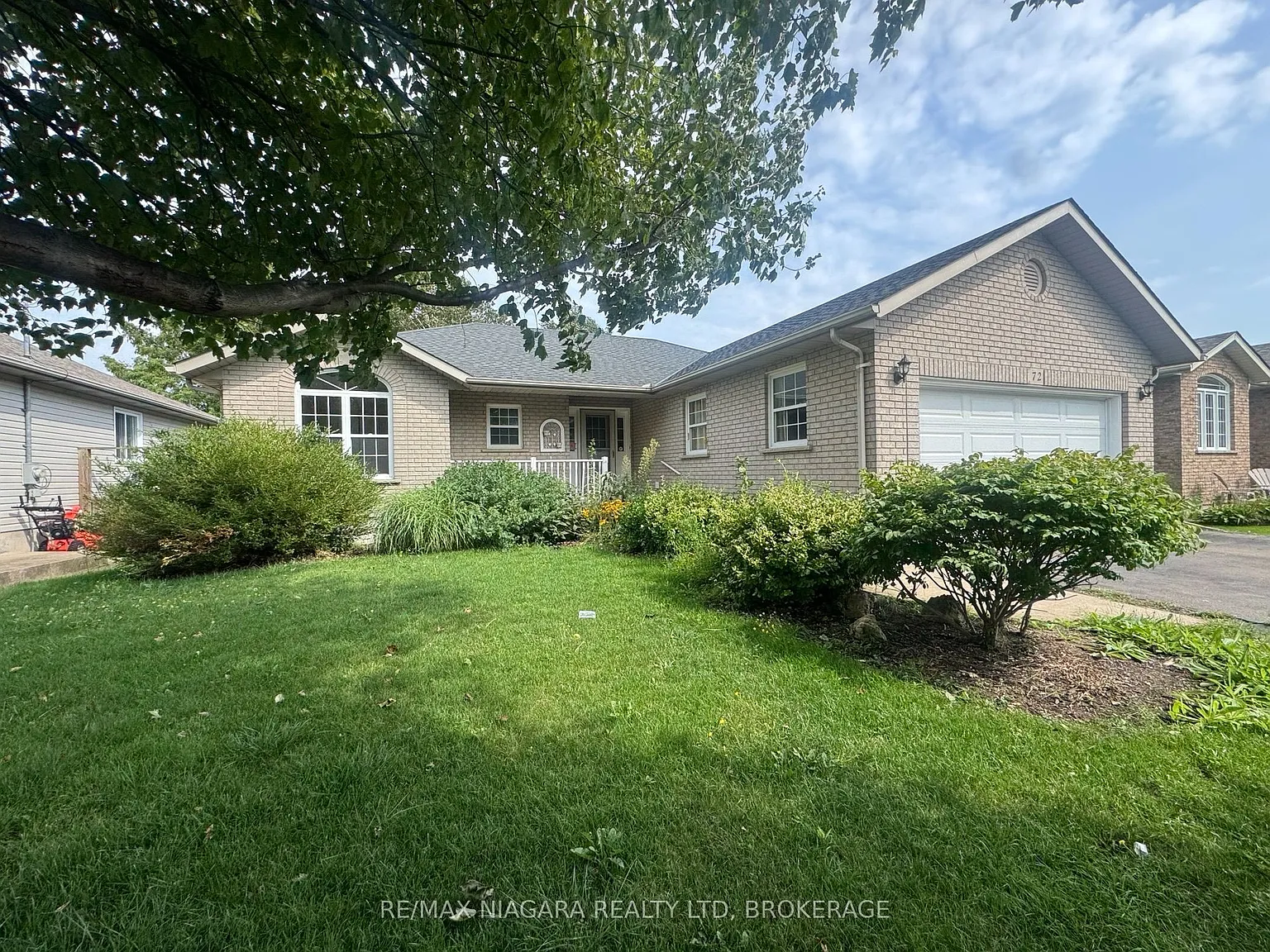 3 bed, $2,750 — Photo 1