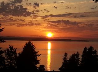 19011 Olympic View Dr, Edmonds, WA 98020