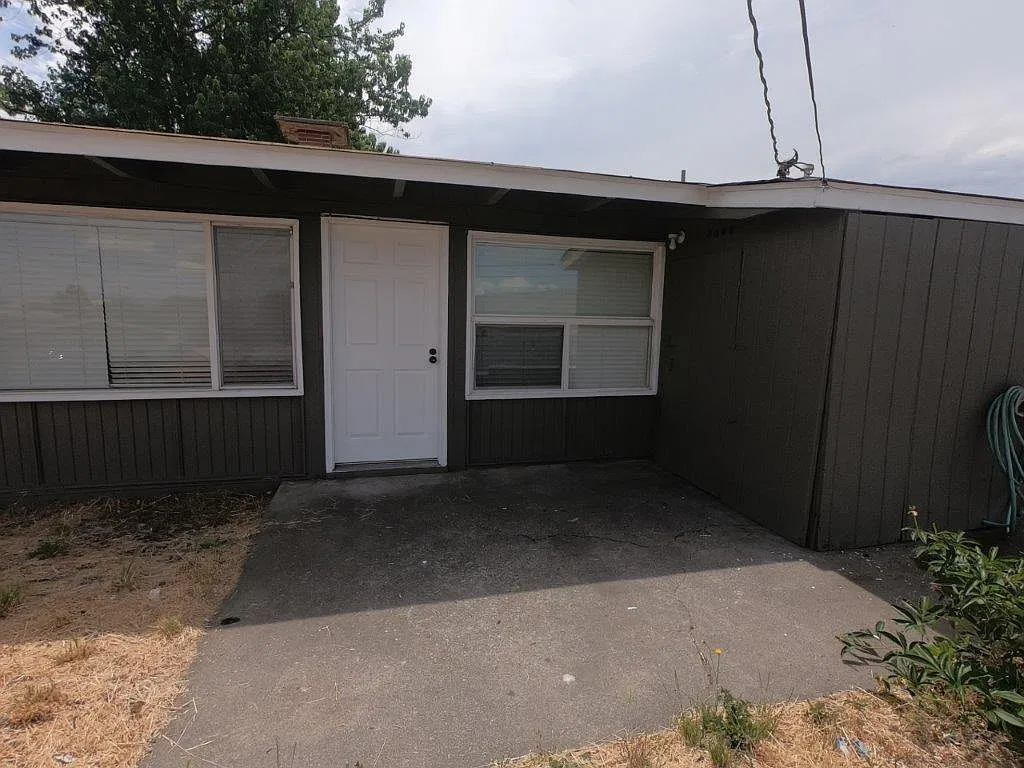 2 bed, 750 sqft, $1,650 — Photo 3