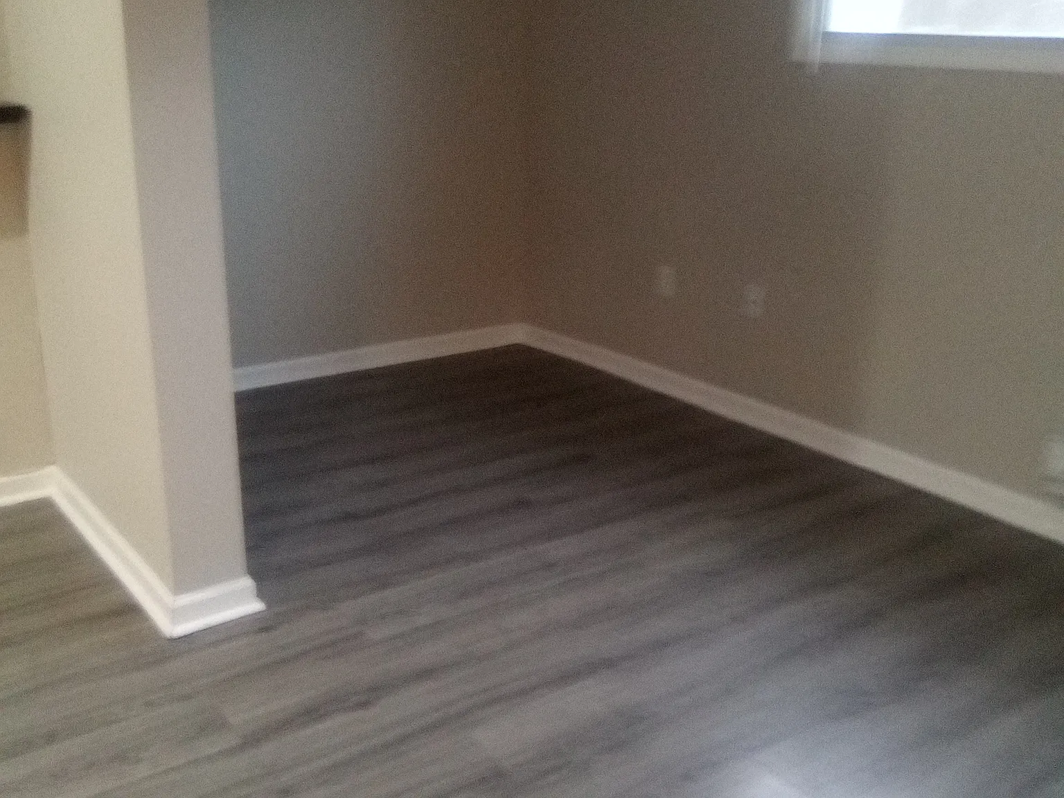 Studio, 1450 sqft, $1,200 — Photo 2