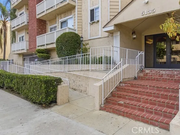 5135 Zelzah Ave APT 100, Encino, CA 91316