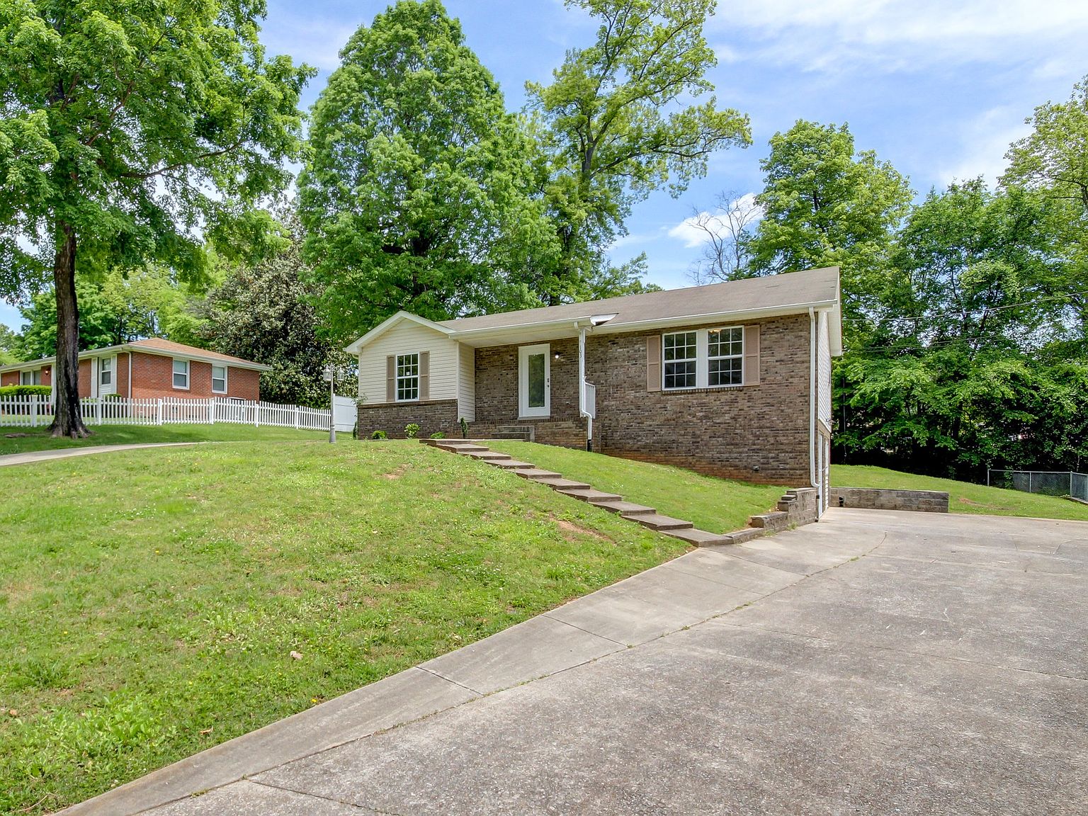 103 Meadowbrook Dr, Clarksville, TN 37042 Zillow