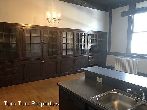 2nd image of 105 N River St APT 3
