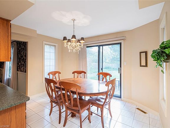 5th image of 318 Cavendish Dr