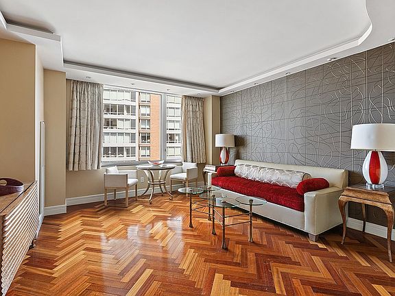 2nd image of 10 Little St W Unit 27B