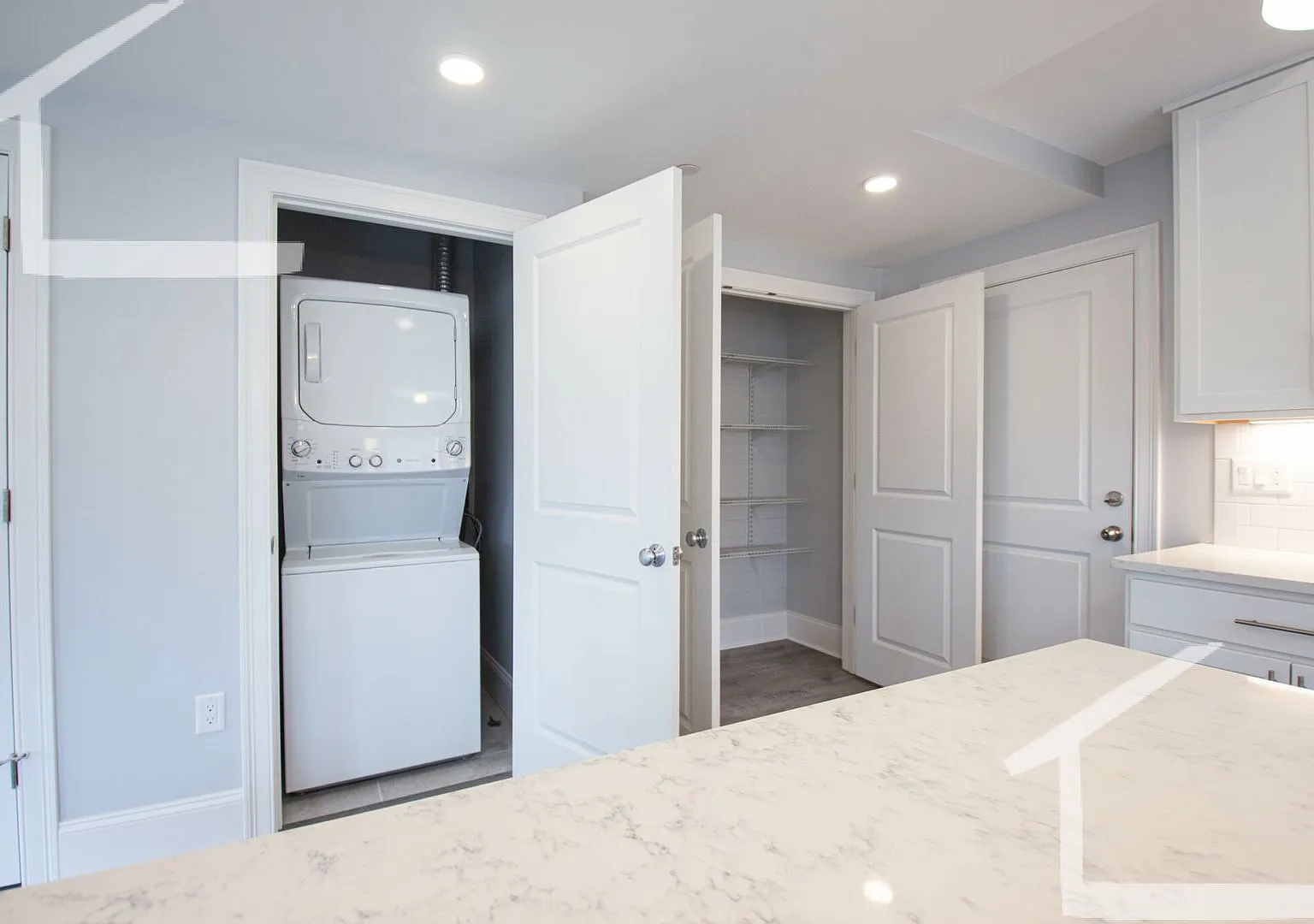 No Brokers Fee, No Security Deposit, New Construction in Brighton In-Unit Washer and Dryer, Centr... — Photo 3