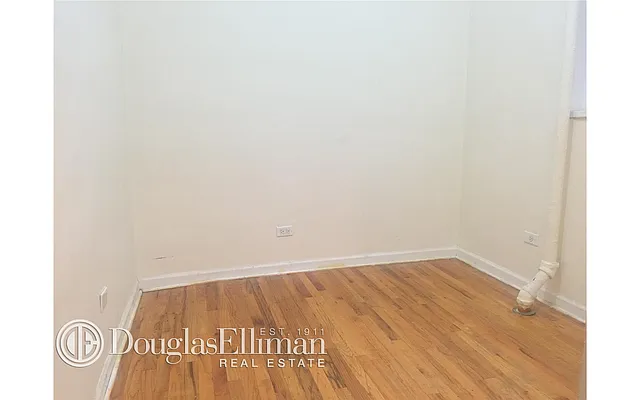 Rented by Douglas Elliman | media 39