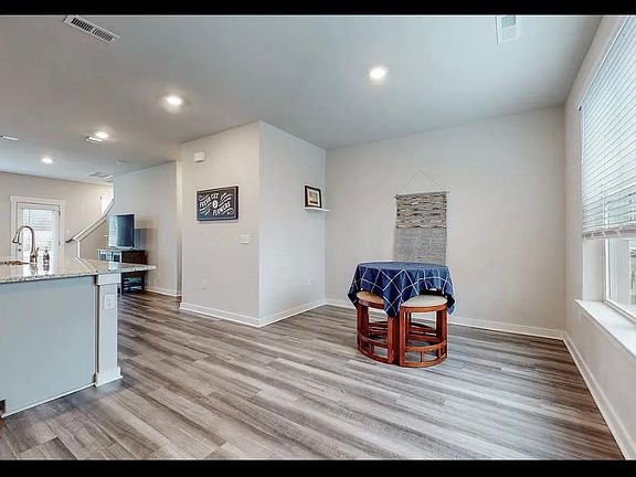 3rd image of 4241 Gandalf Ln