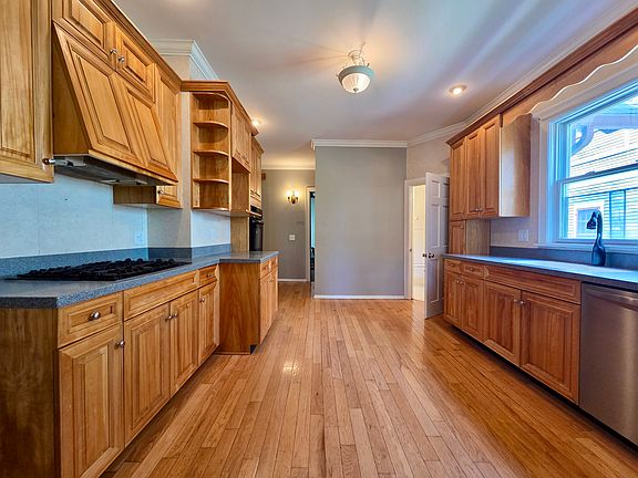 5th image of 6 Portsmouth Ter APT 1